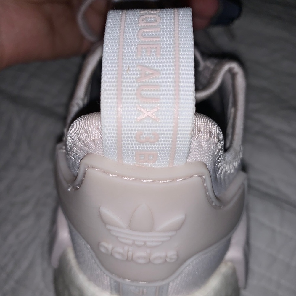 Adidas Boost - Picture 3 of 4